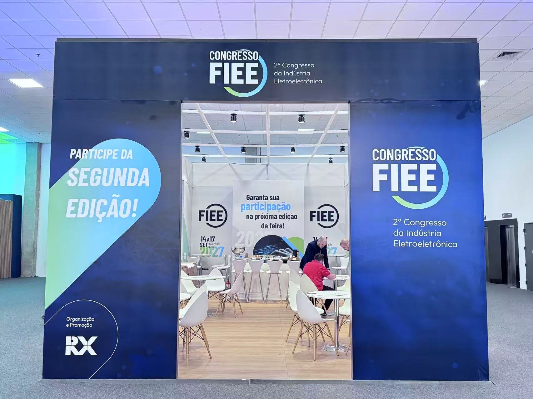 We started a wonderful first day at FIEE(Sao Paulo, Brazil) ! 